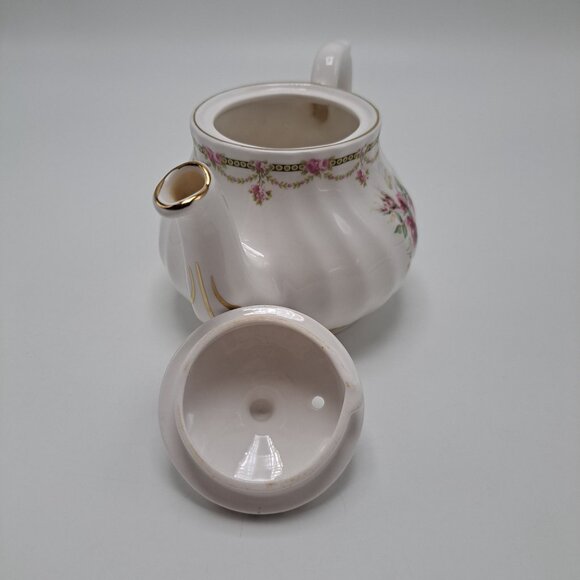 Golden Crown Fine Bone China Teapot With Pink Roses & Gold Trim - Picture 8 of 15